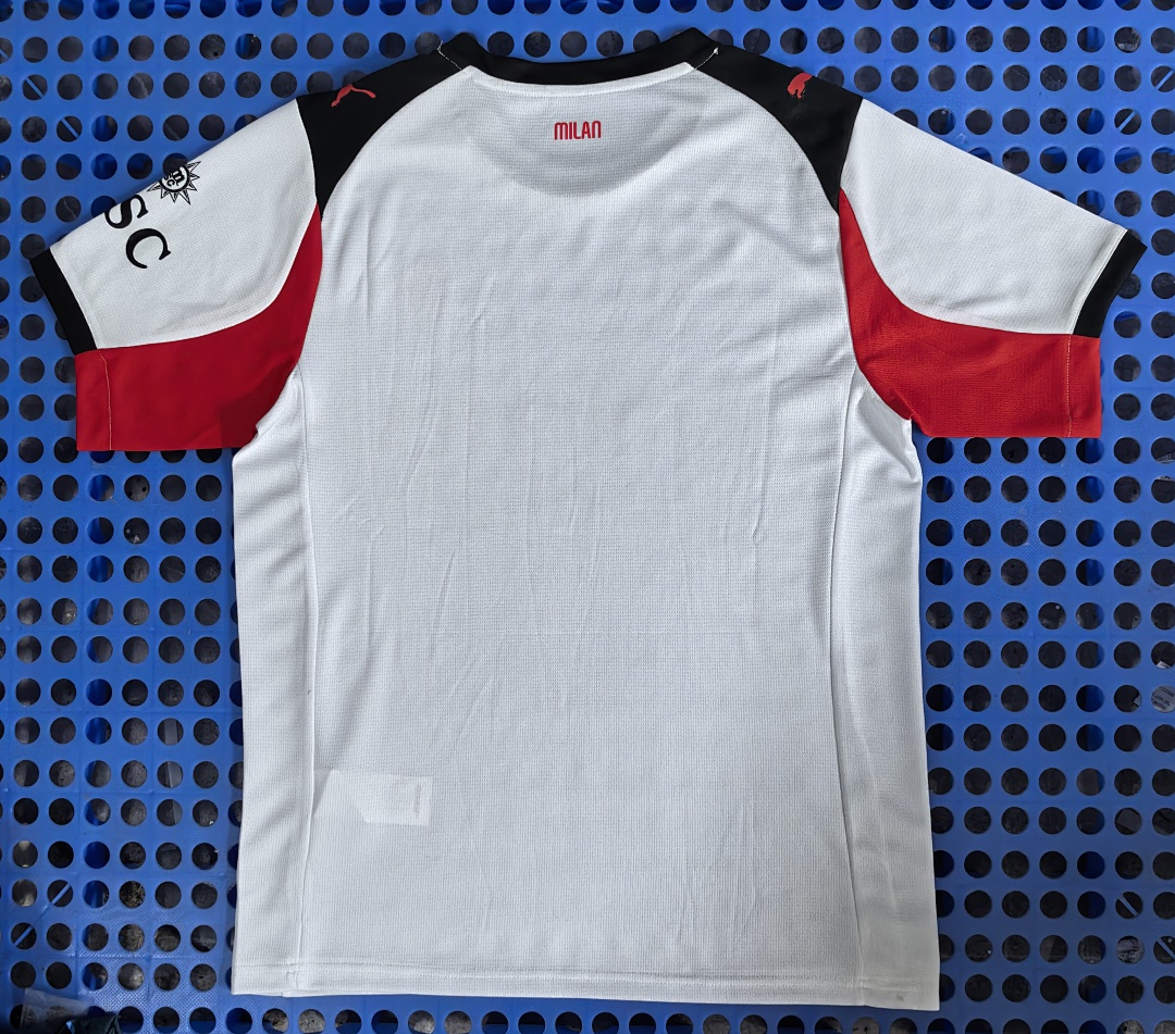 Maillot AC Milan fourth 2025-2026 — dos