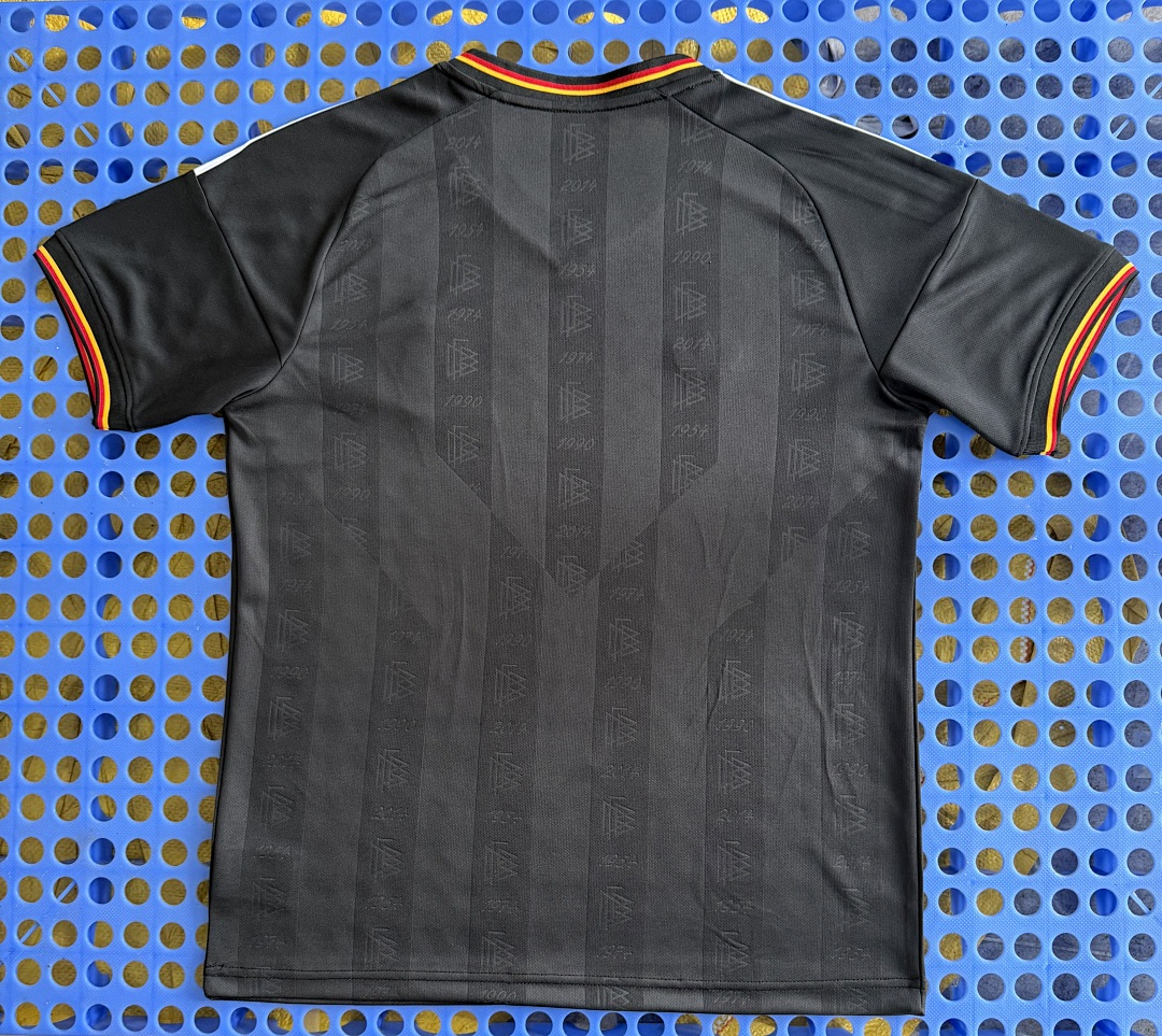 Maillot d'entraînement Allemagne (noir) 2026-2027 — dos