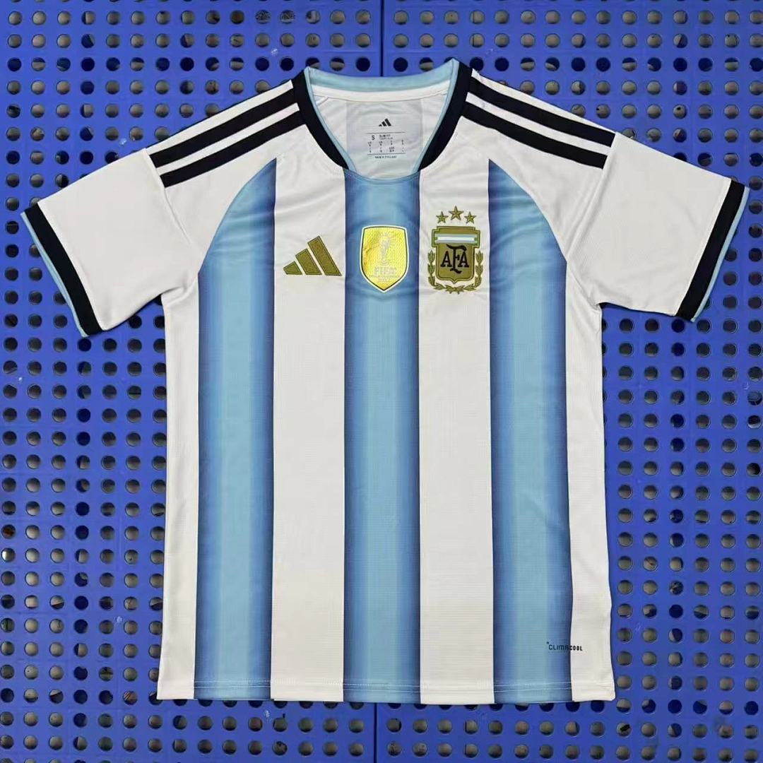 Maillot Argentine domicile badge champions 2026