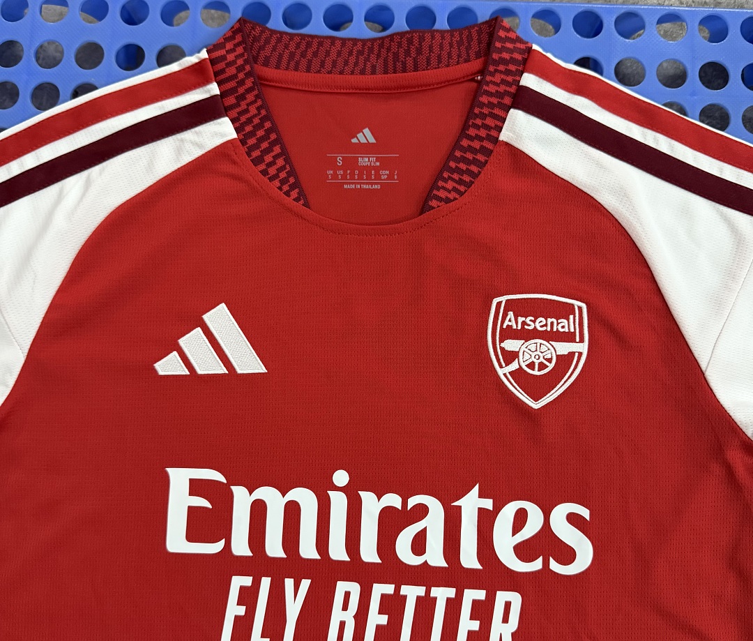 Maillot Arsenal domicile 2026-2027 — dos