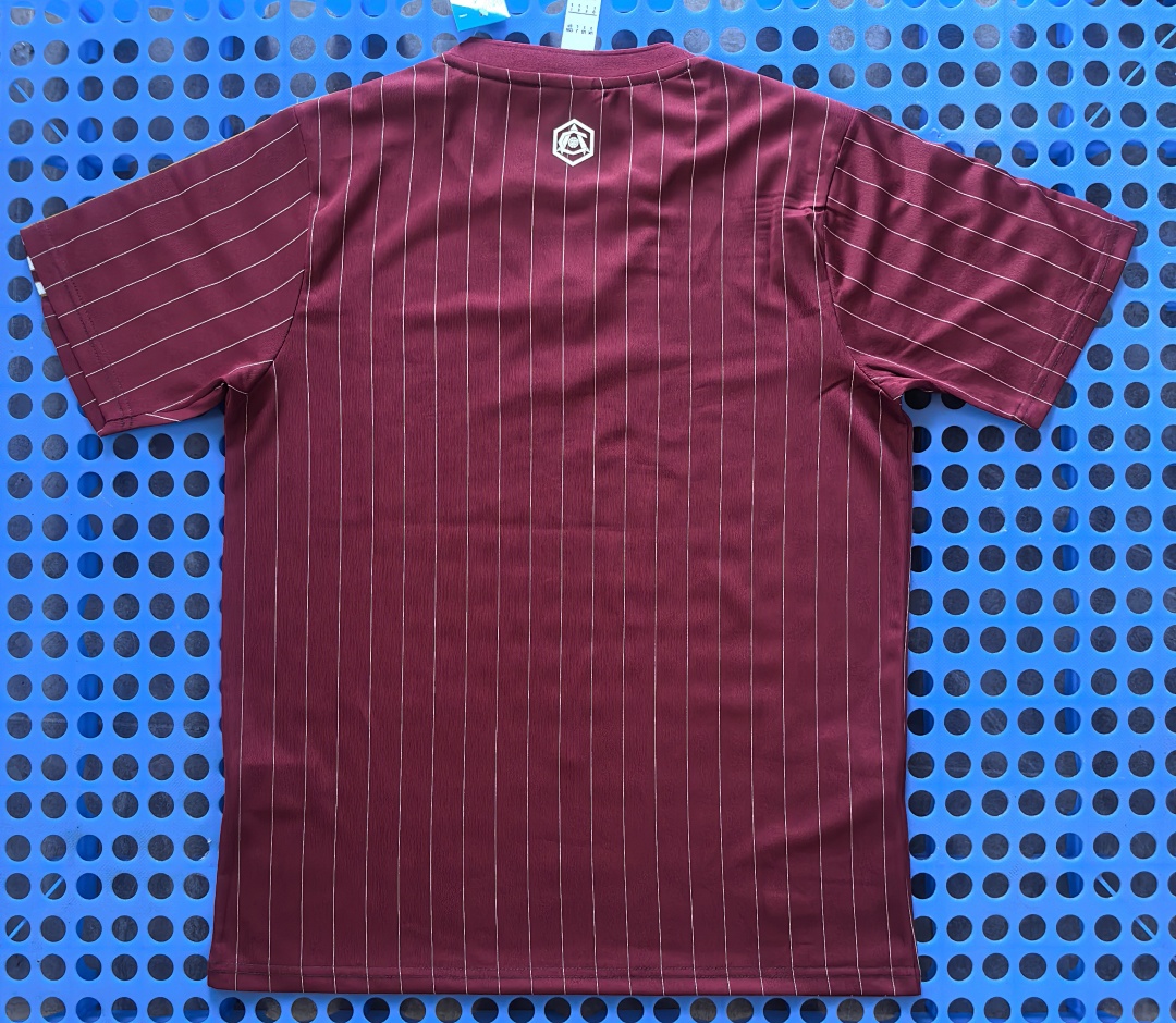 T-shirt rétro Arsenal (bordeaux) 2025-2026 — dos