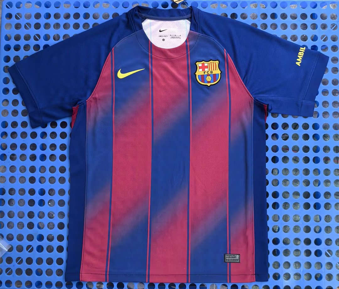 Maillot FC Barcelone domicile 2025-2026 — modèle 4
