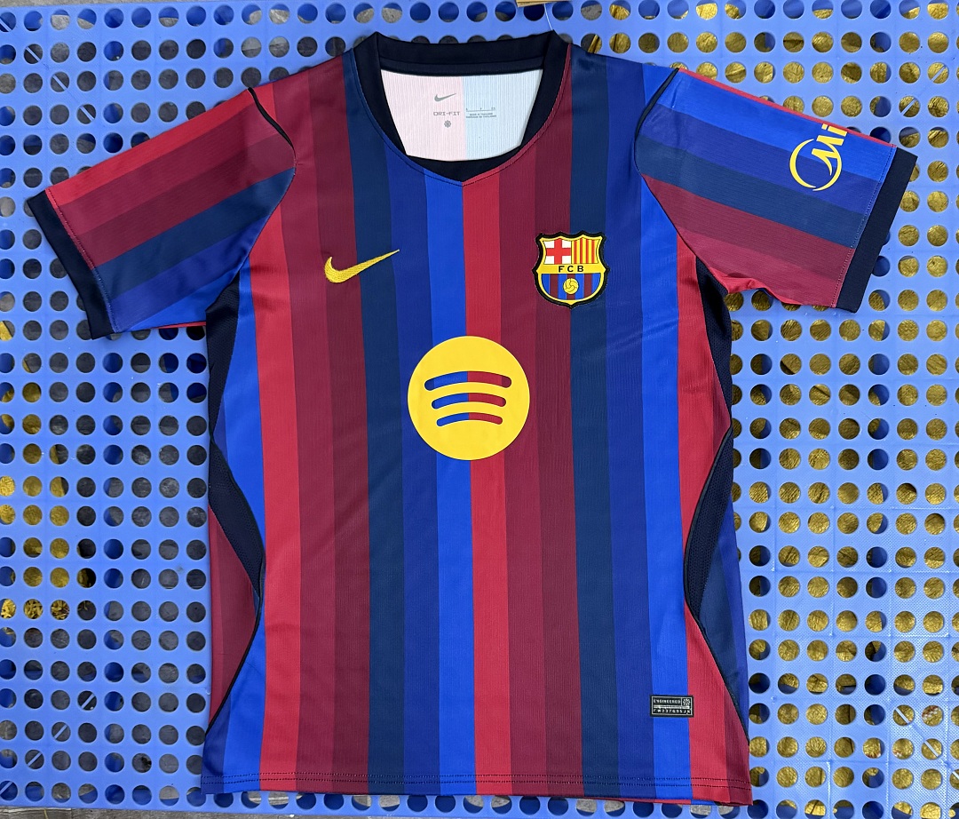 Maillot FC Barcelone domicile 2026-2027