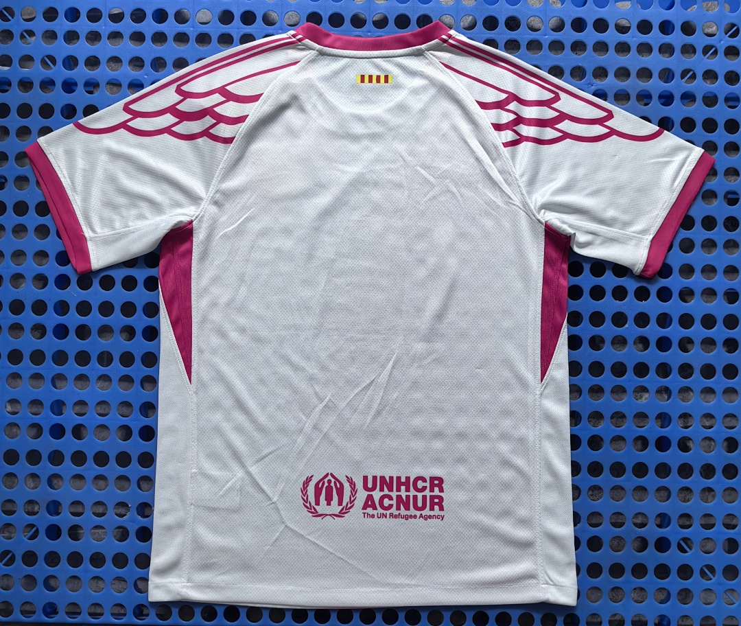 Maillot pré-match FC Barcelone (blanc, rose) 2025-2026 — dos