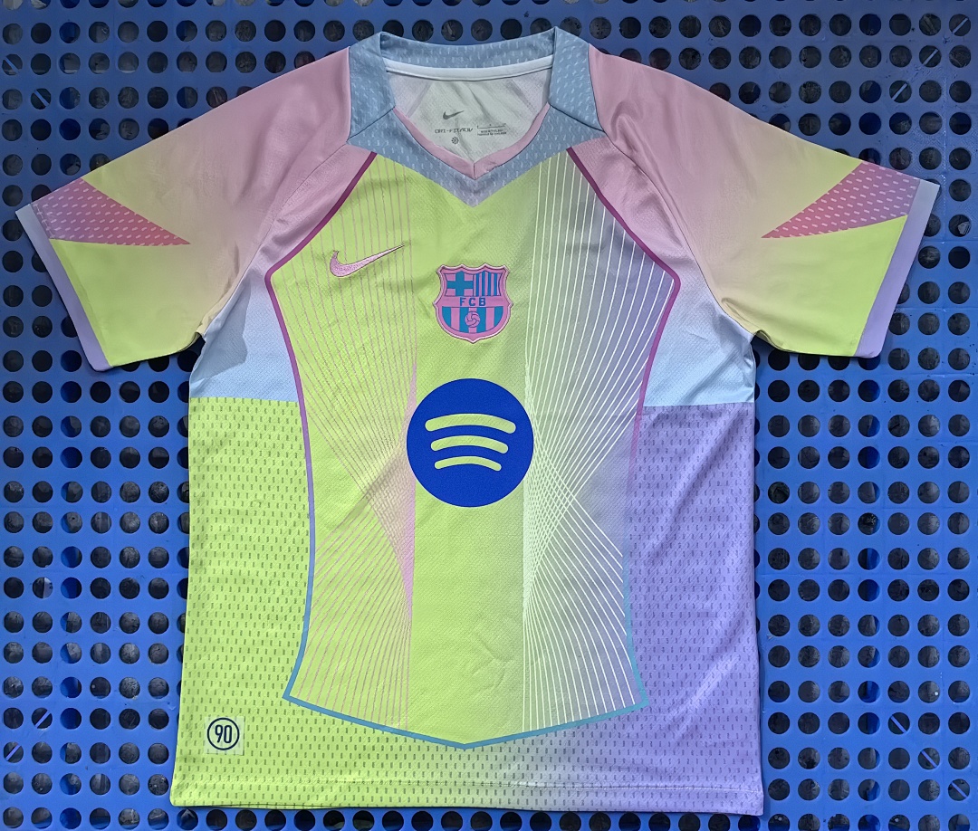 Maillot FC Barcelone — concept (vert fluo) 2025-2026