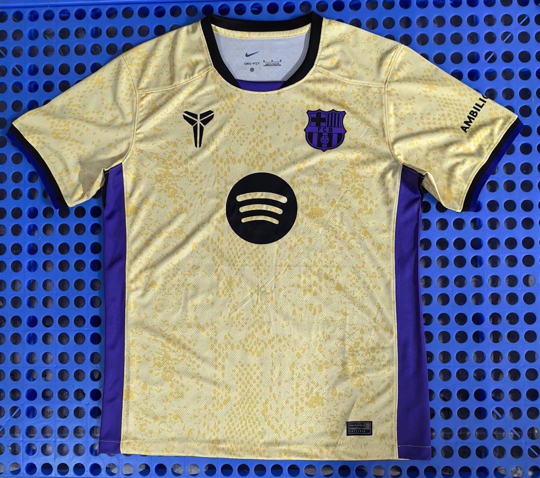 Maillot FC Barcelone — x Kobe (jaune) 2025-2026