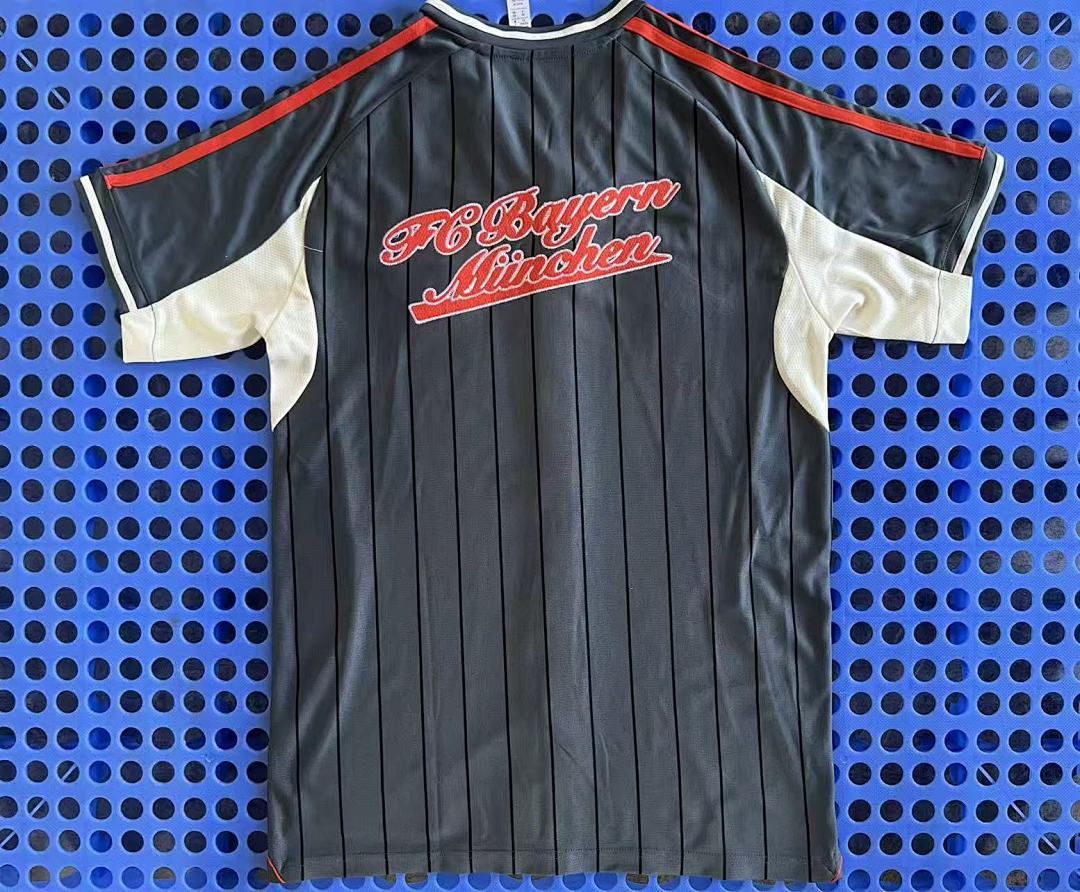 Veste baseball Bayern Munich (gris) 2025-2026 — dos