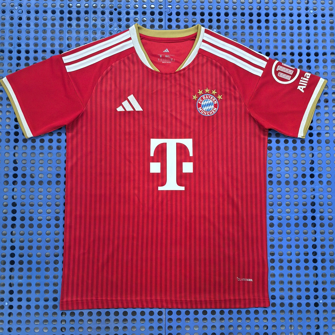 Maillot Bayern Munich domicile 2026-2027