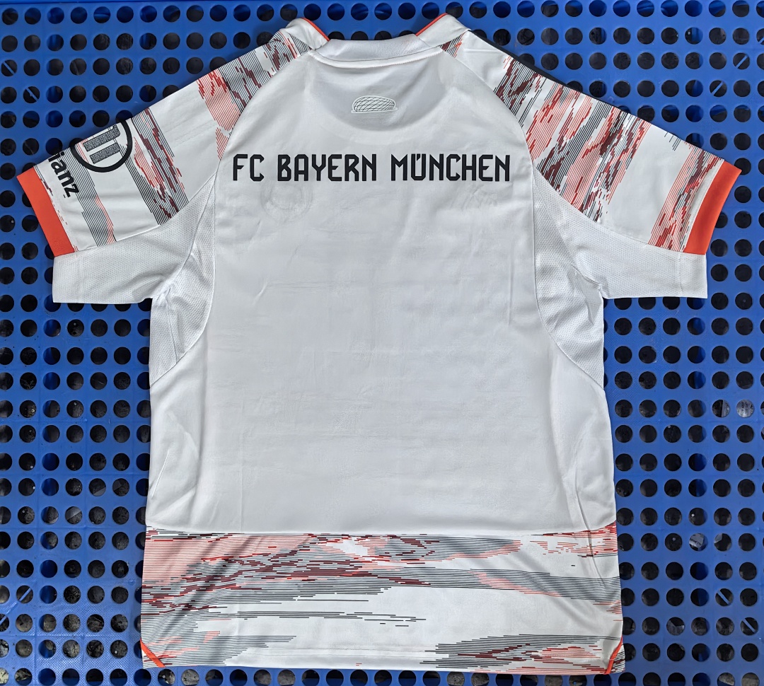 Maillot Bayern Munich extérieur 2025-2026 — dos