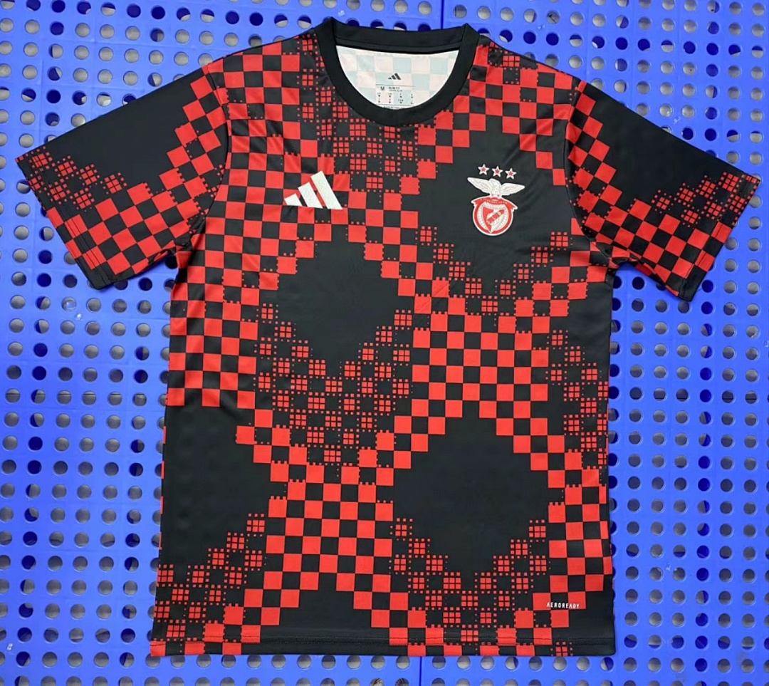 Maillot pré-match Benfica (noir, rouge) 2025-2026