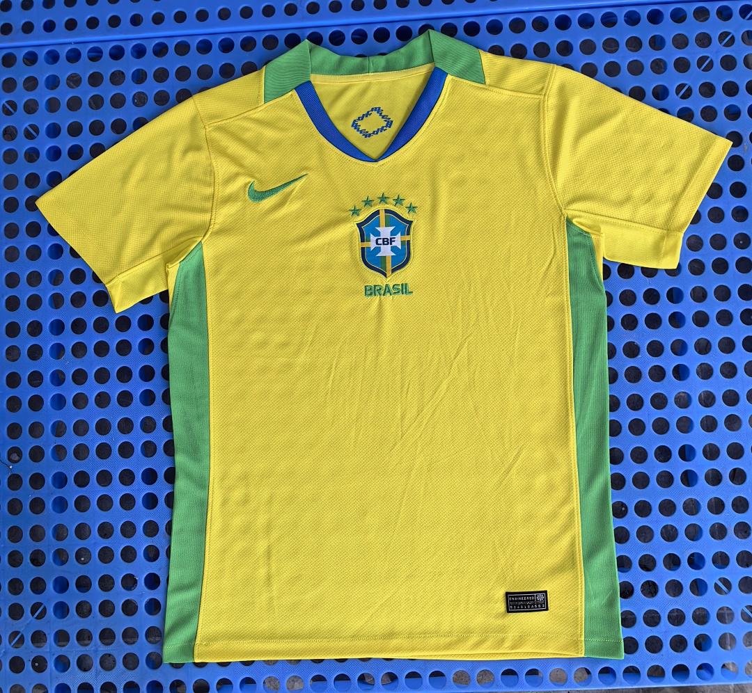 Maillot Brésil domicile 2025-2026