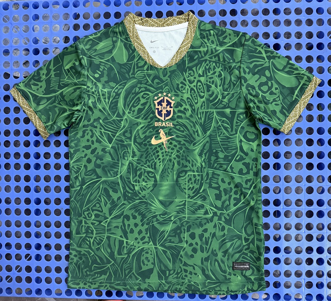Maillot Brésil — léopard (vert) 2025-2026