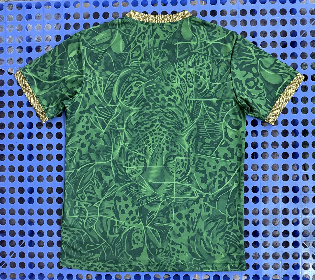 Maillot Brésil — léopard (vert) 2025-2026 — dos