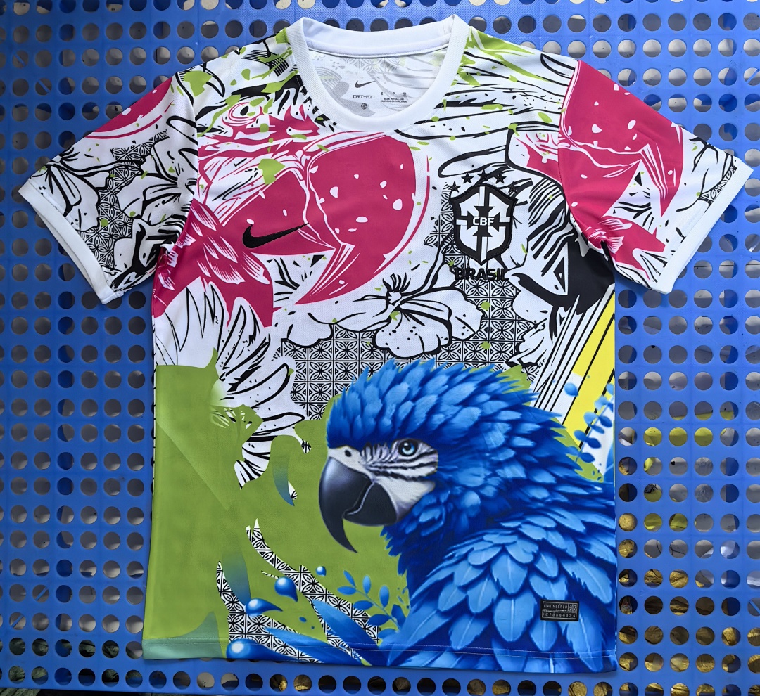 Maillot Brésil — perroquet (bleu, rose) 2025-2026