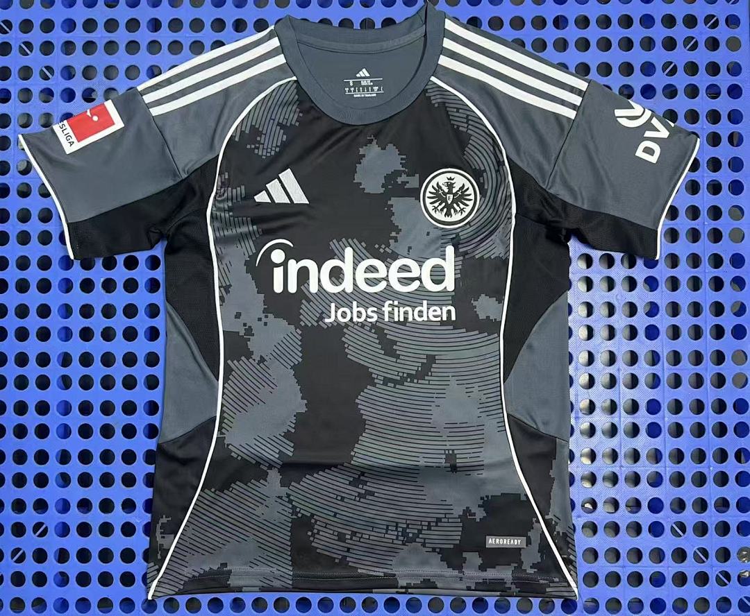 Maillot Eintracht Francfort third 2025-2026