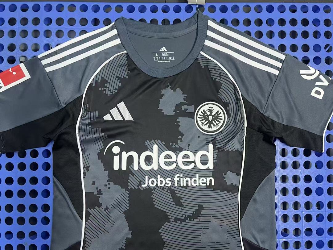 Maillot Eintracht Francfort third 2025-2026 — dos