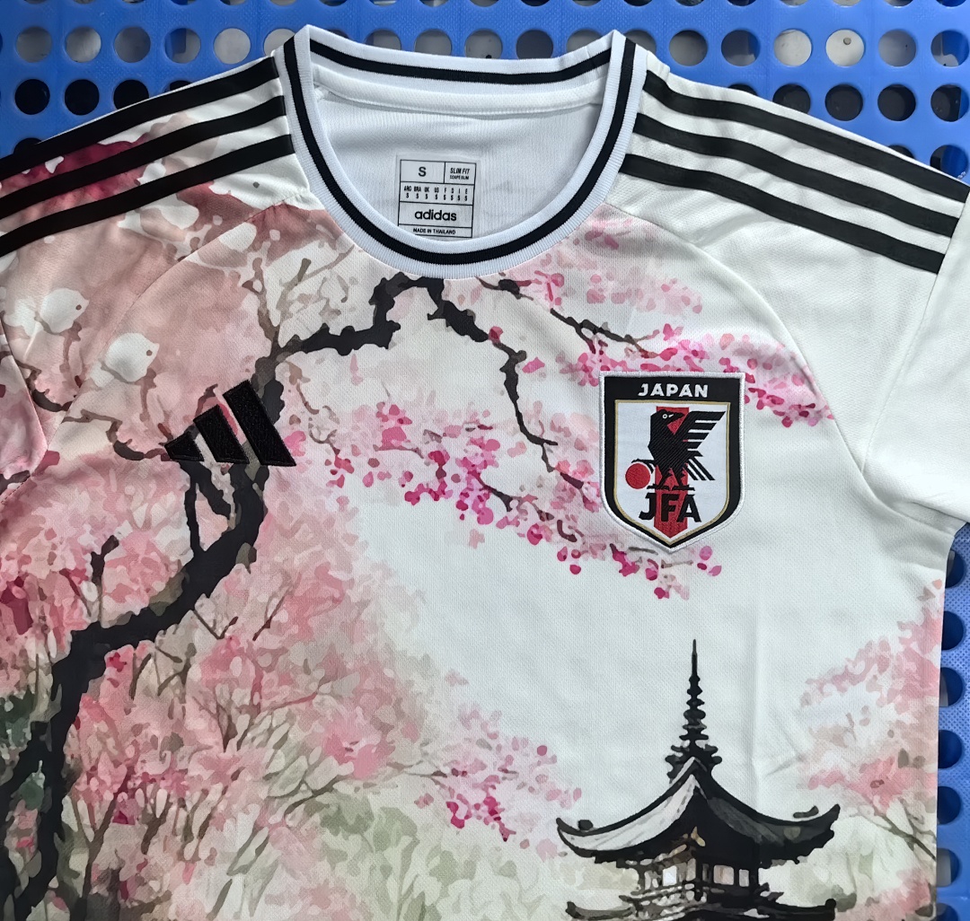 Maillot Japon — fleurs de cerisier, Qixi (blanc) 2025-2026