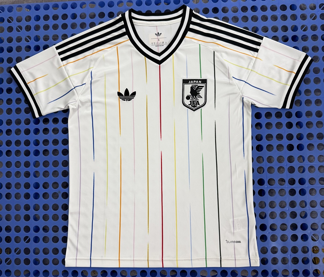 Maillot Japon extérieur 2026