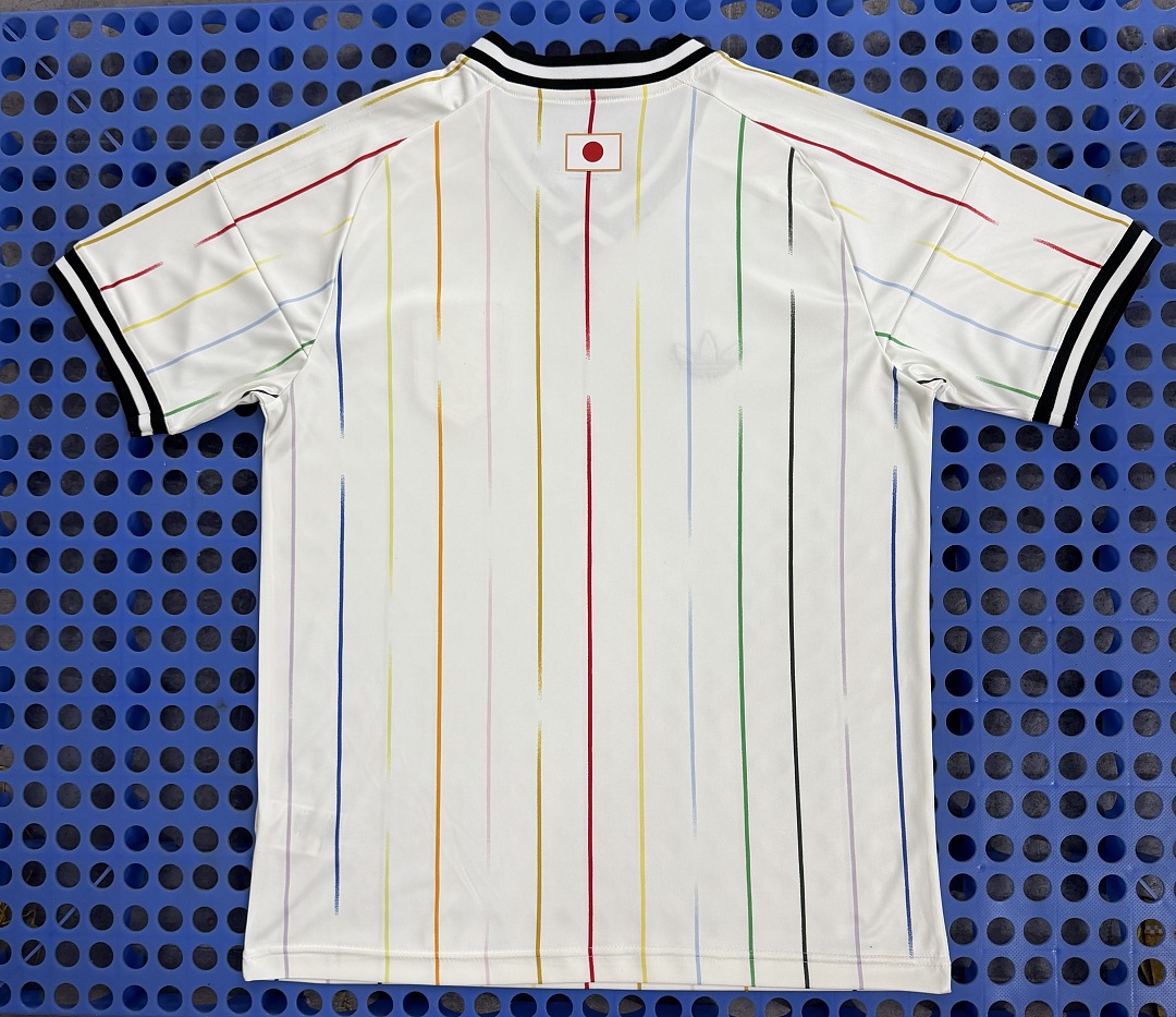 Maillot Japon extérieur 2026 — dos