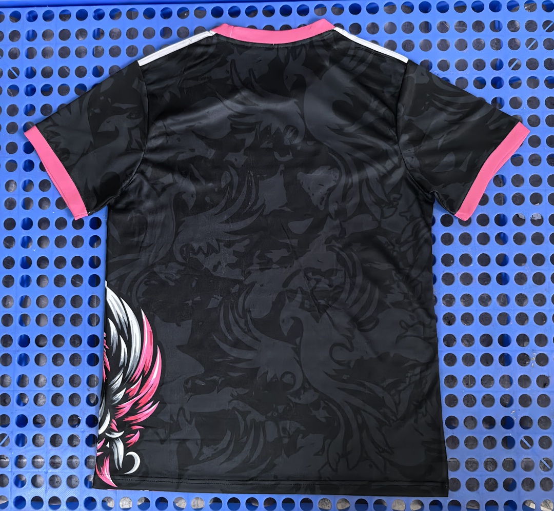 Maillot Liverpool (rose, noir) 2025-2026 — dos