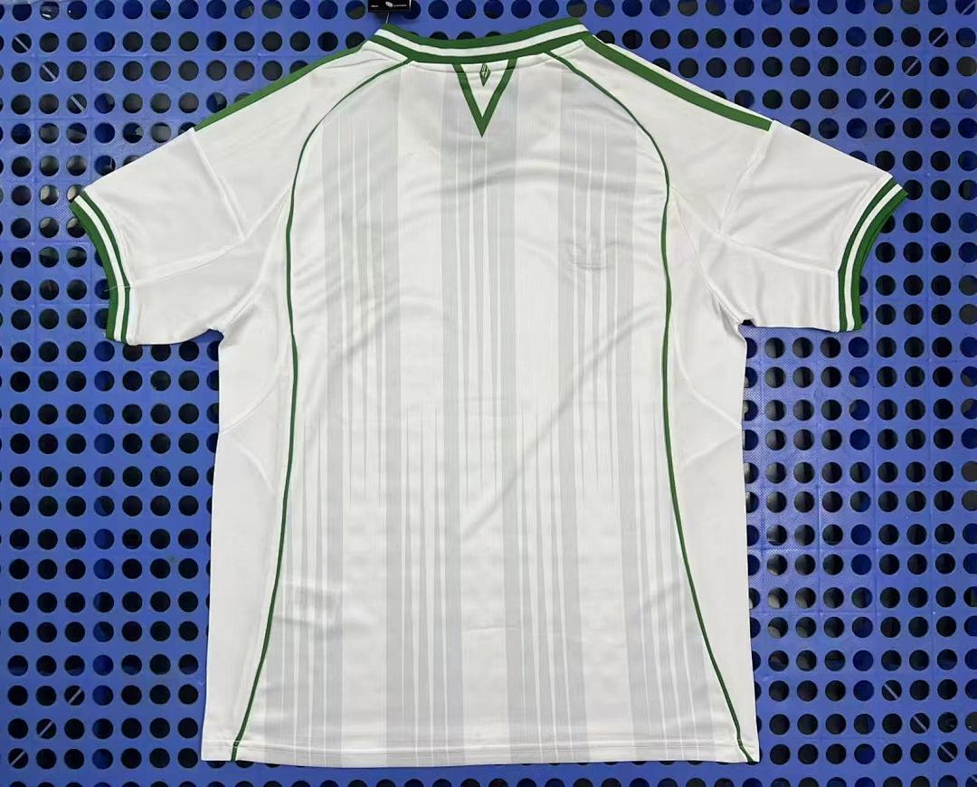 Maillot d'entraînement Liverpool (blanc) 2025-2026 — dos