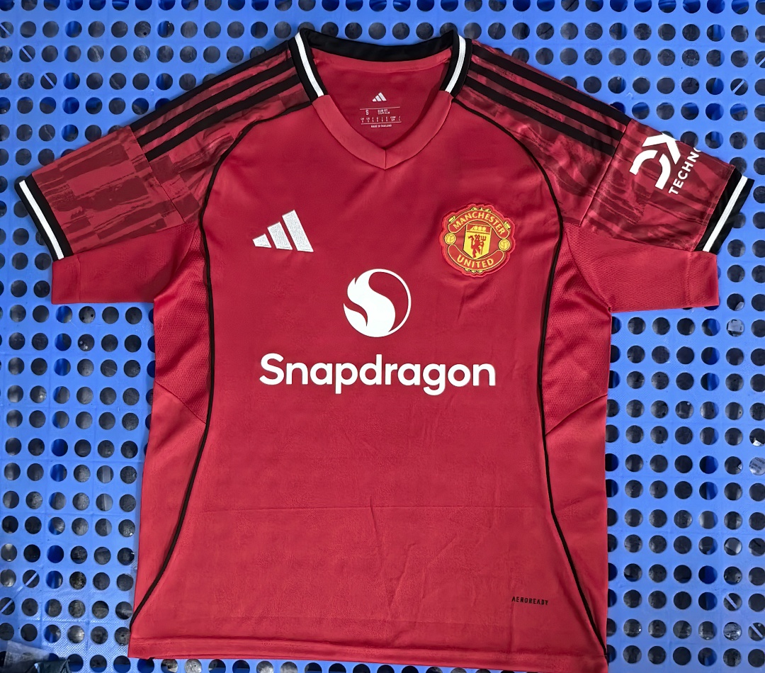 Maillot Manchester United domicile 2025-2026
