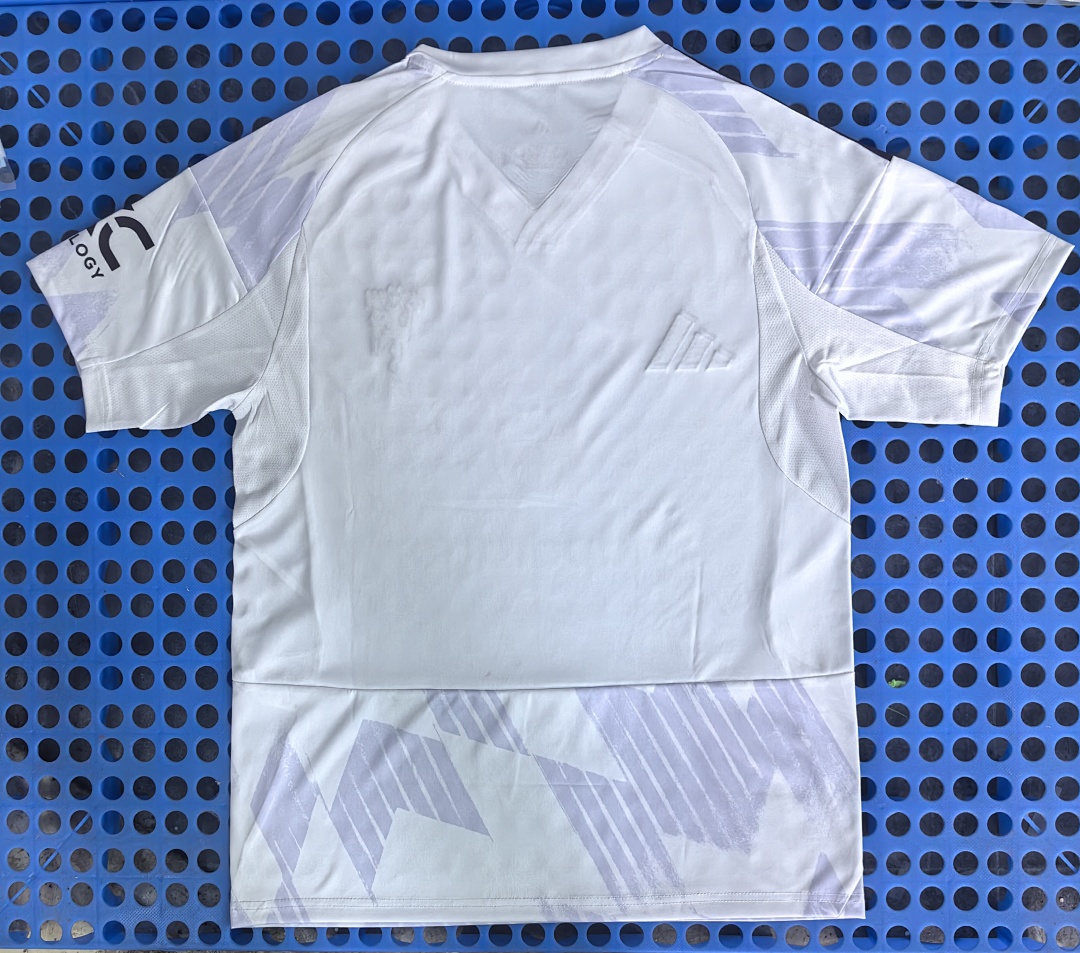 Maillot Manchester United extérieur 2025-2026 — dos