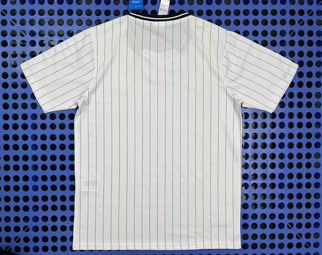 T-shirt rétro Newcastle United (blanc) 2025-2026 — dos