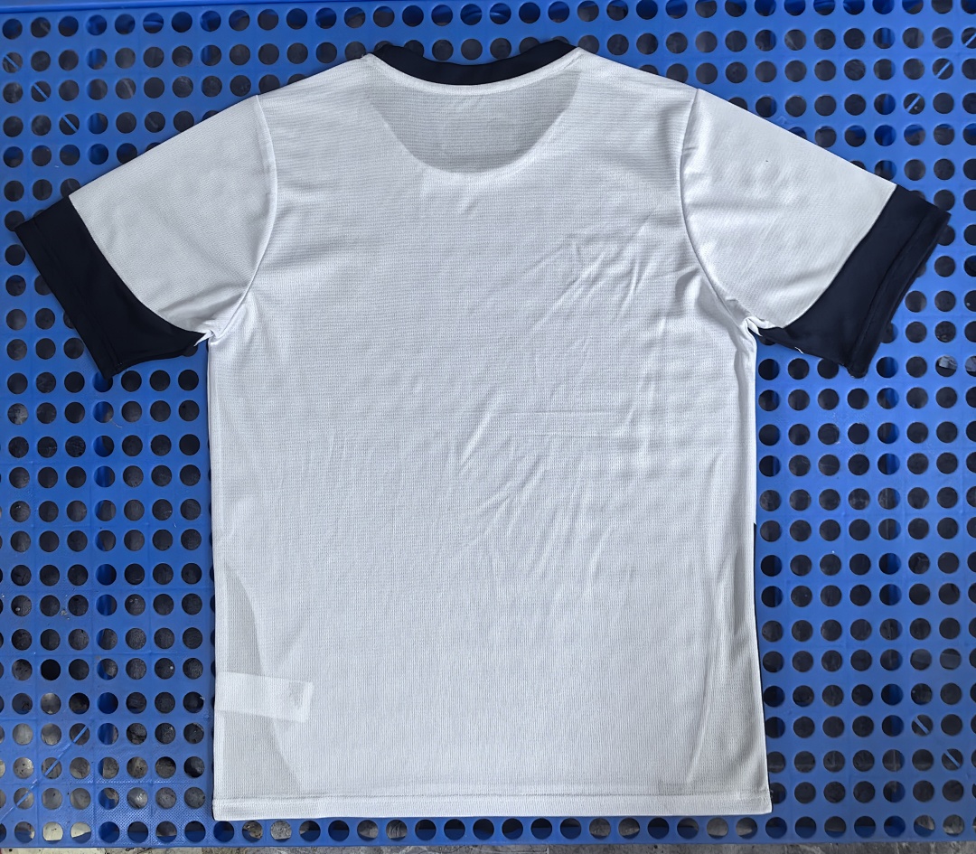 Maillot pré-match Portugal (blanc) 2025-2026 — dos