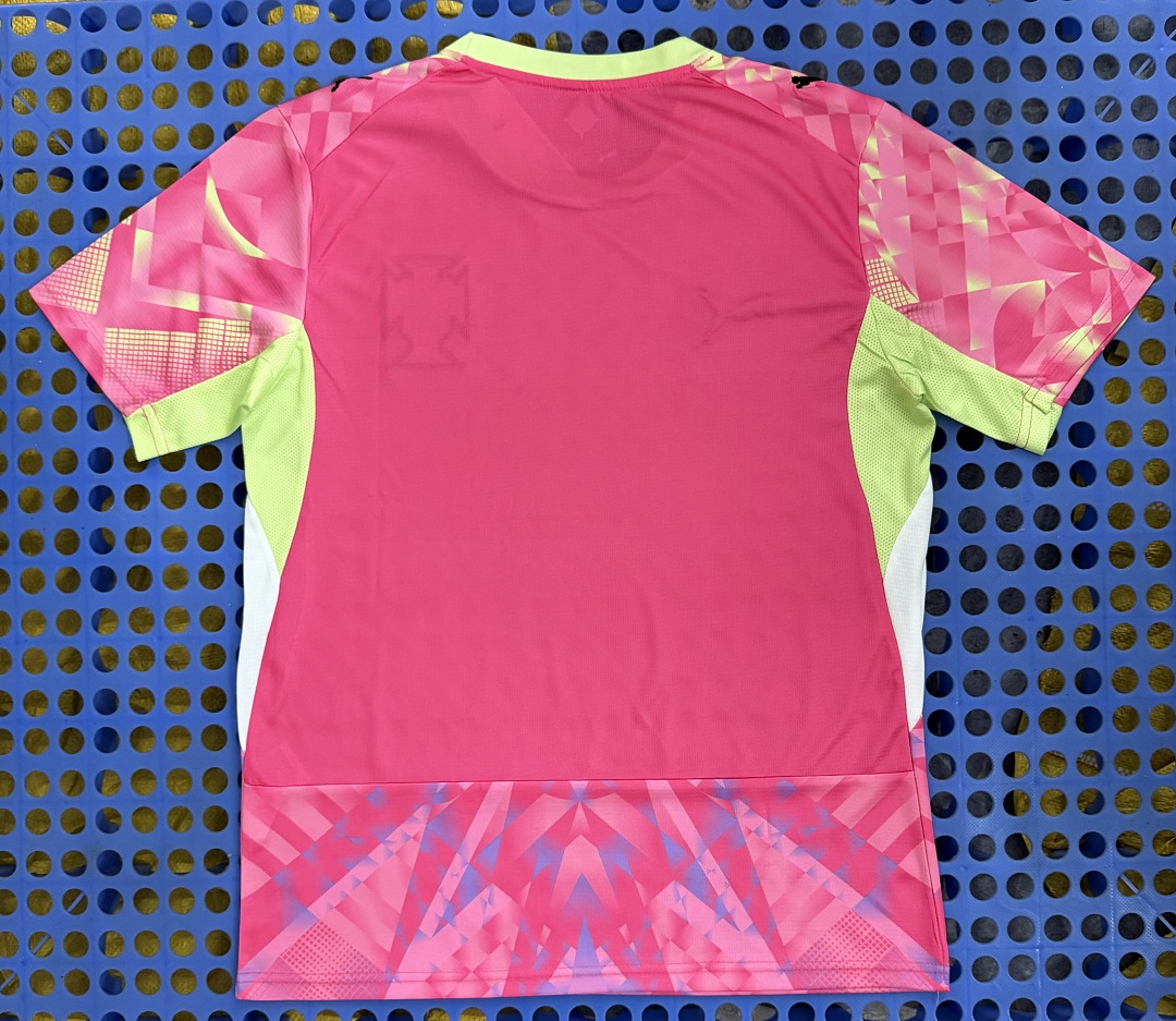 Maillot d'entraînement Portugal (rose) 2026-2027 — dos