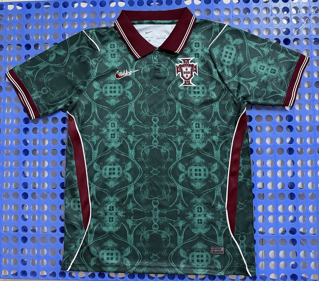 Maillot d'entraînement Portugal (vert) 2026-2027 — modèle 2