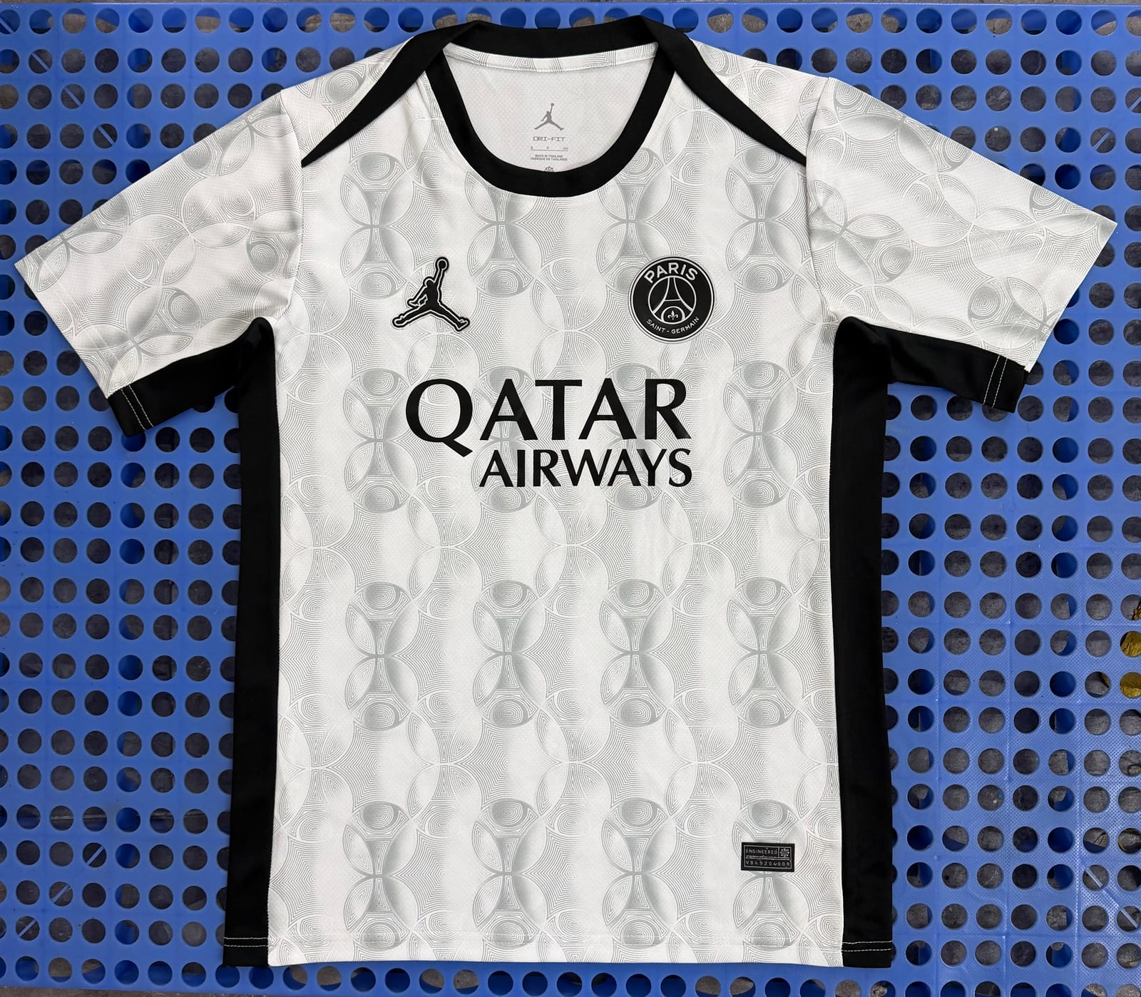 Maillot Paris Saint-Germain édition phosphorescente 2026-2027