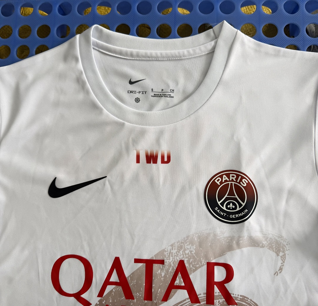 Maillot Paris Saint-Germain 2026-2027 — dos