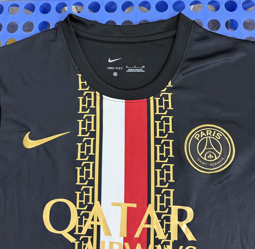 Maillot d'entraînement Paris Saint-Germain (noir) 2025-2026 — dos