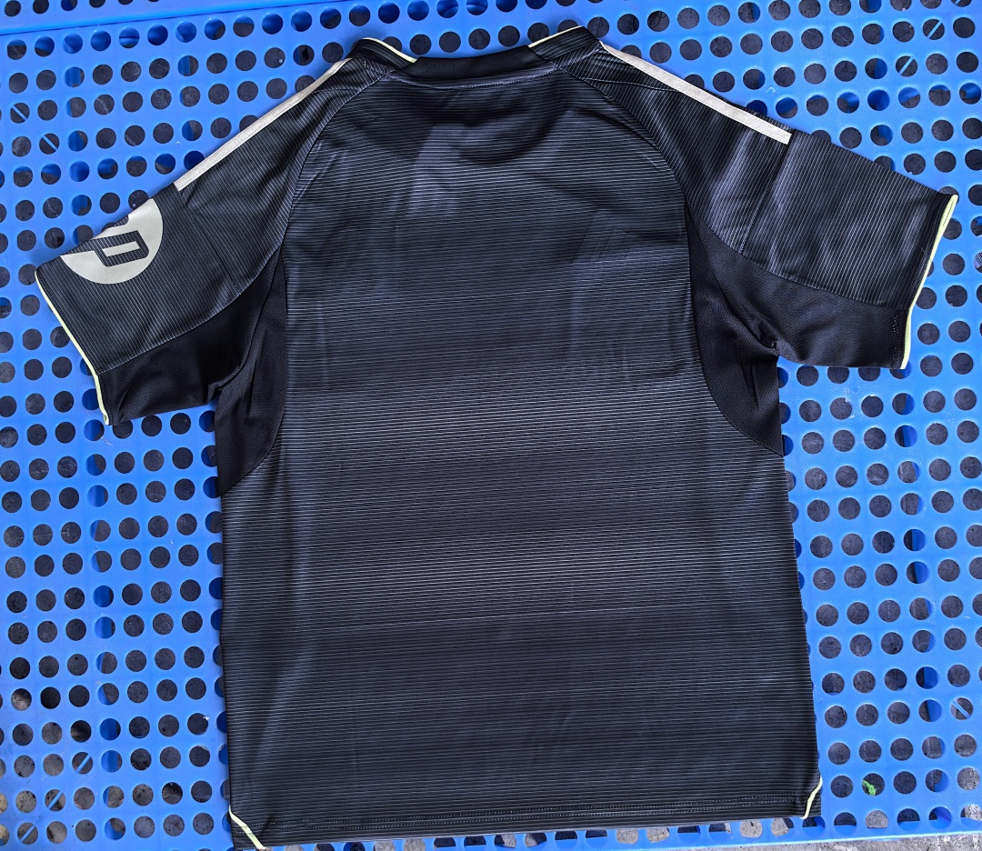 Maillot Real Madrid extérieur 2025-2026 — dos