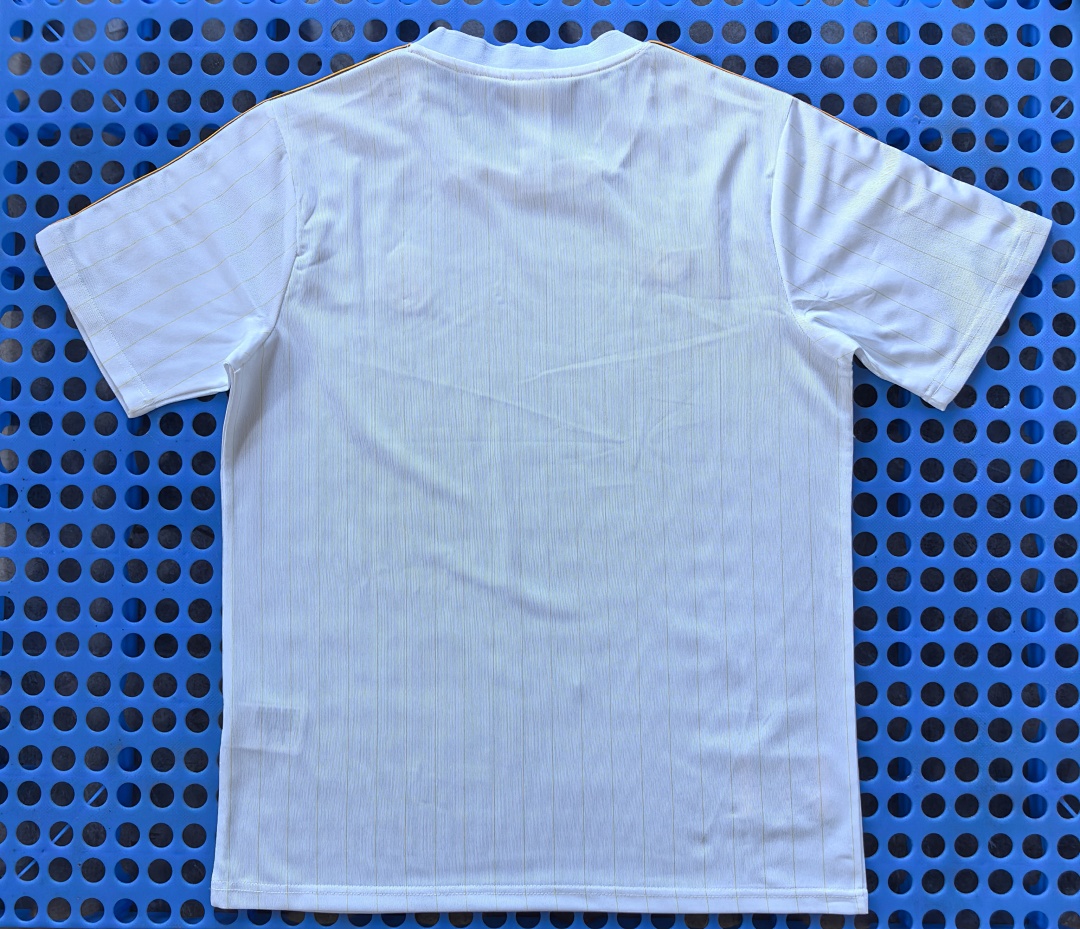 T-shirt rétro Real Madrid (blanc) 2025-2026 — dos