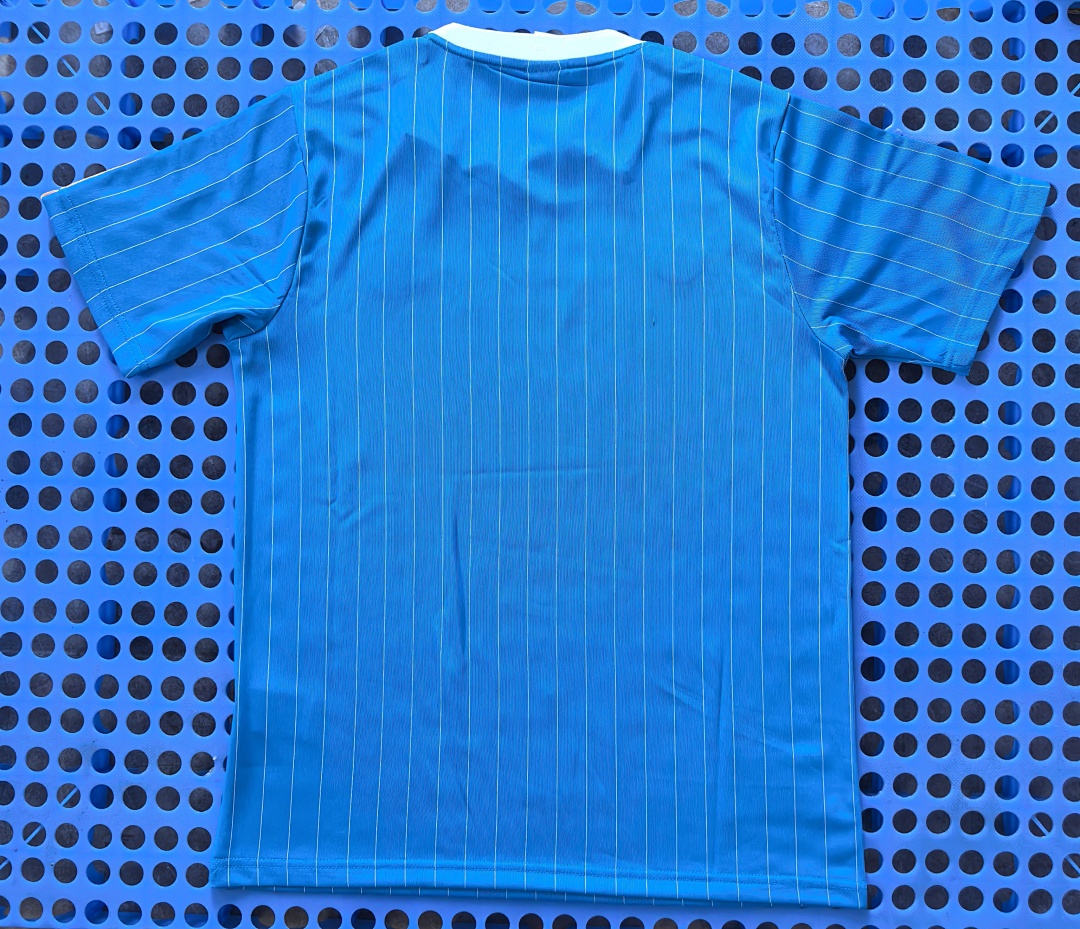 T-shirt rétro Real Madrid (bleu vif) 2025-2026 — dos
