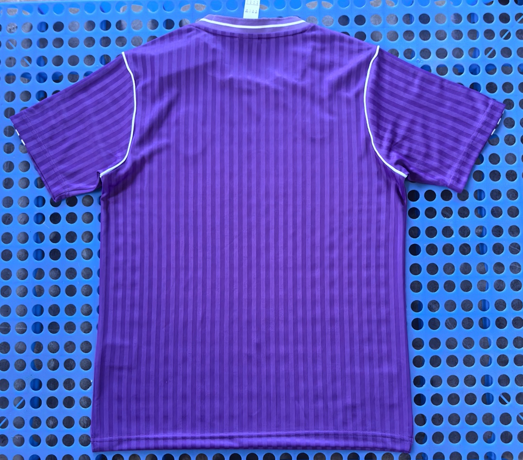 T-shirt rétro Real Madrid (violet) 2025-2026 — dos