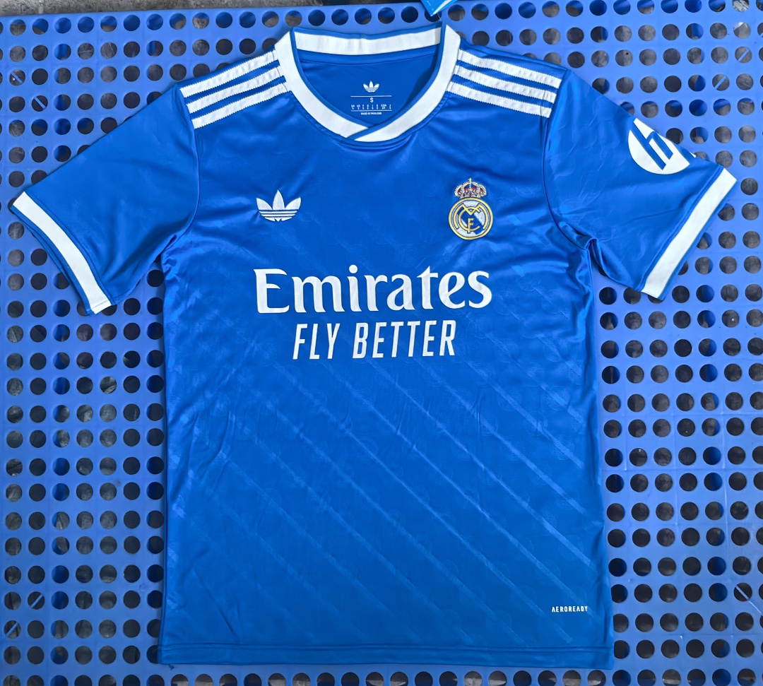 Maillot Real Madrid third 2025-2026