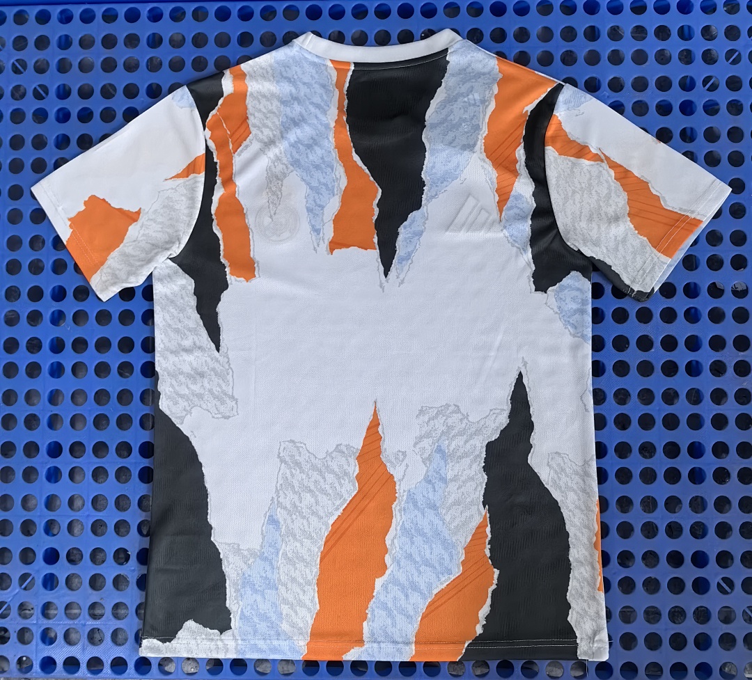 Maillot d'entraînement Real Madrid (multicolore) 2025-2026 — dos