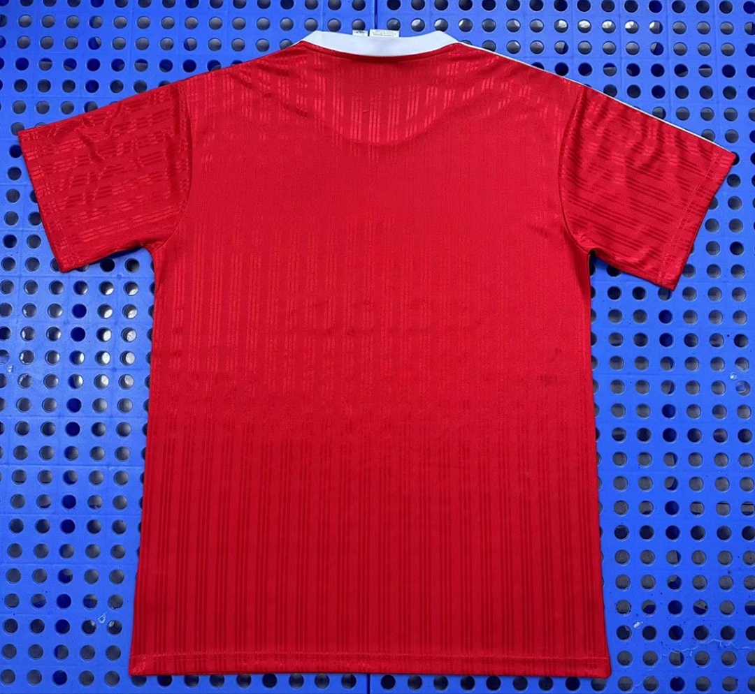 T-shirt Adidas Originals trèfle — rouge 2025-2026 — dos