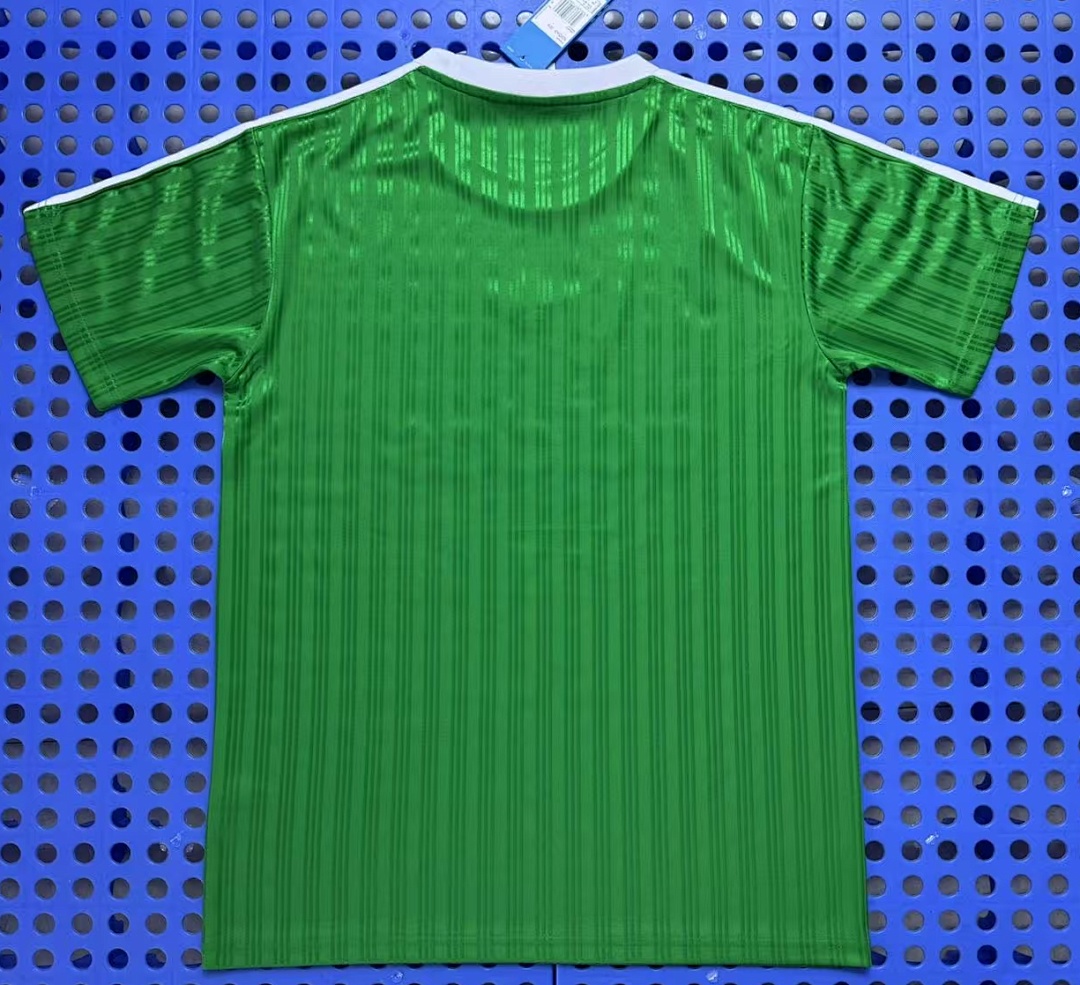 T-shirt Adidas Originals trèfle — vert 2025-2026 — dos